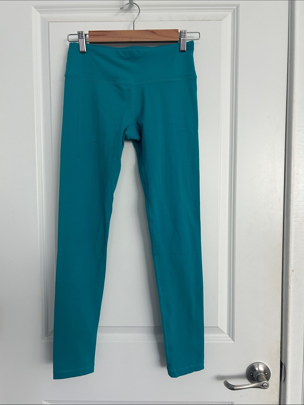 Women’s Teal Active Leggings - Brand Unknown